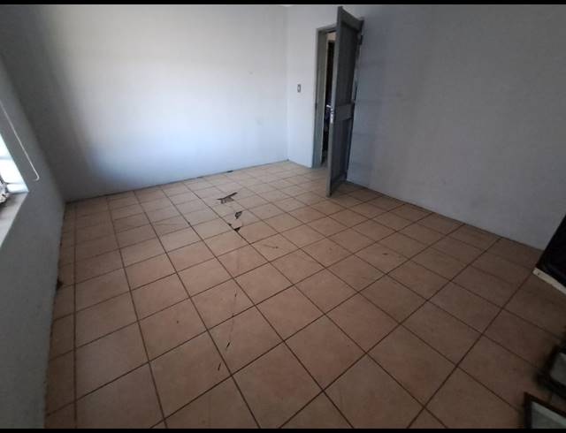 M² WORKSHOP TO LET IN NOLDICK